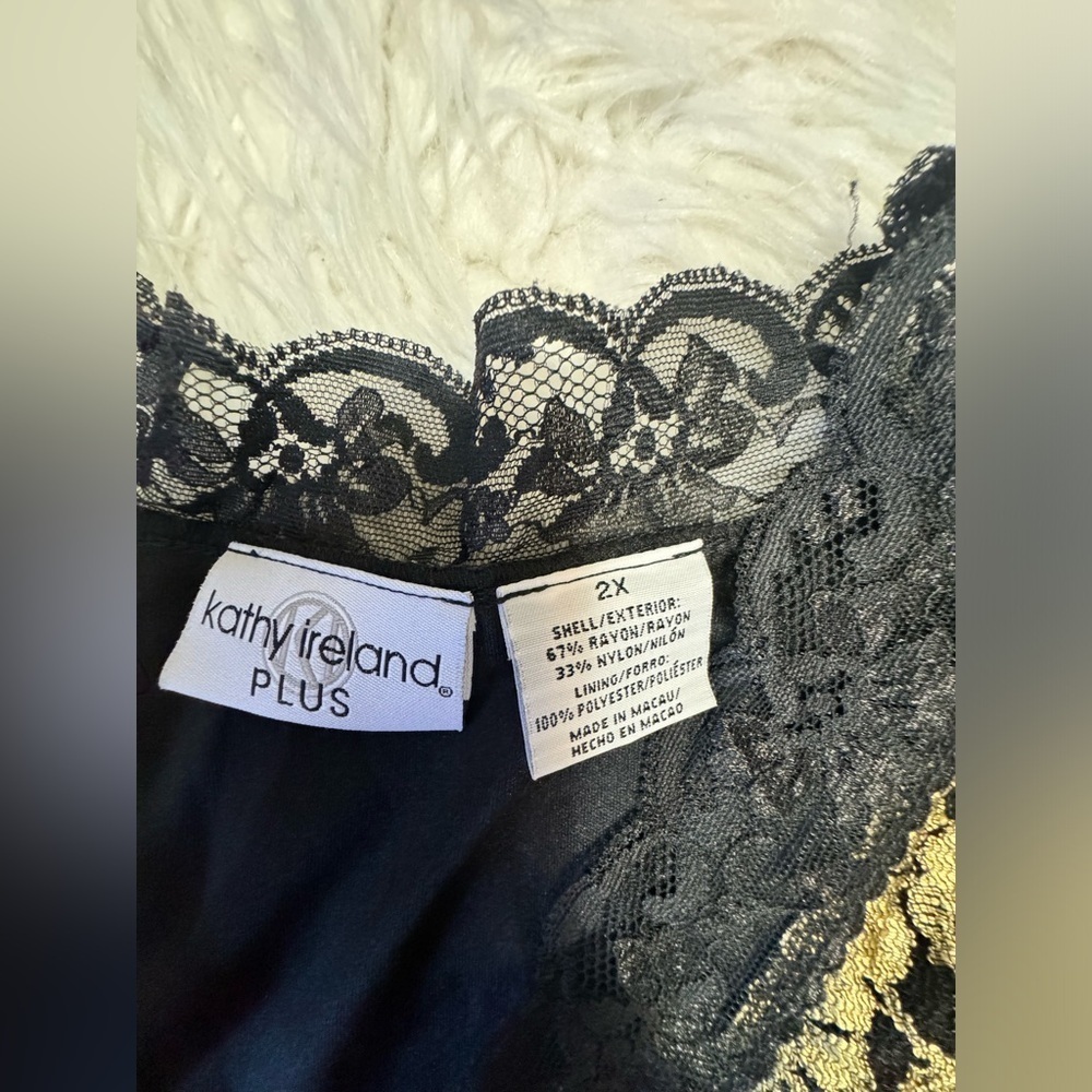 Kathy Ireland blouse - Picture 8 of 8